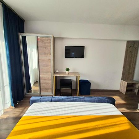 Vila Yna Năvodari Exteriör bild