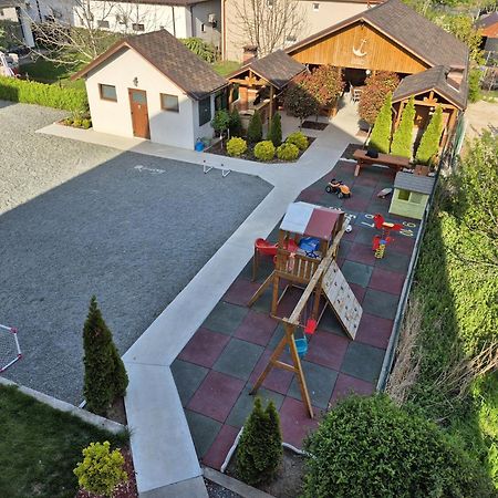 Vila Yna Năvodari Exteriör bild