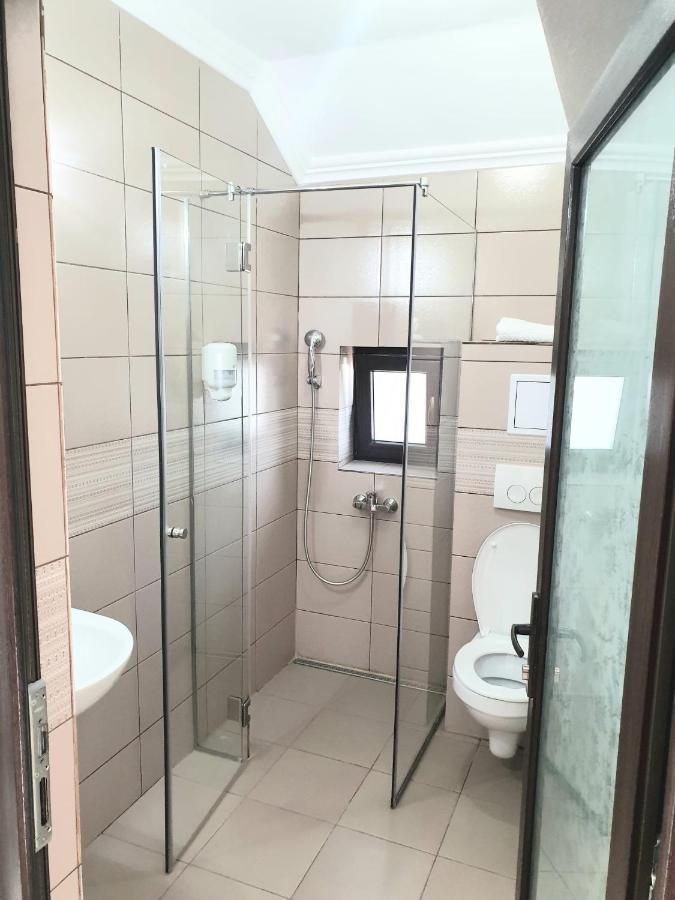 Vila Yna Năvodari Exteriör bild