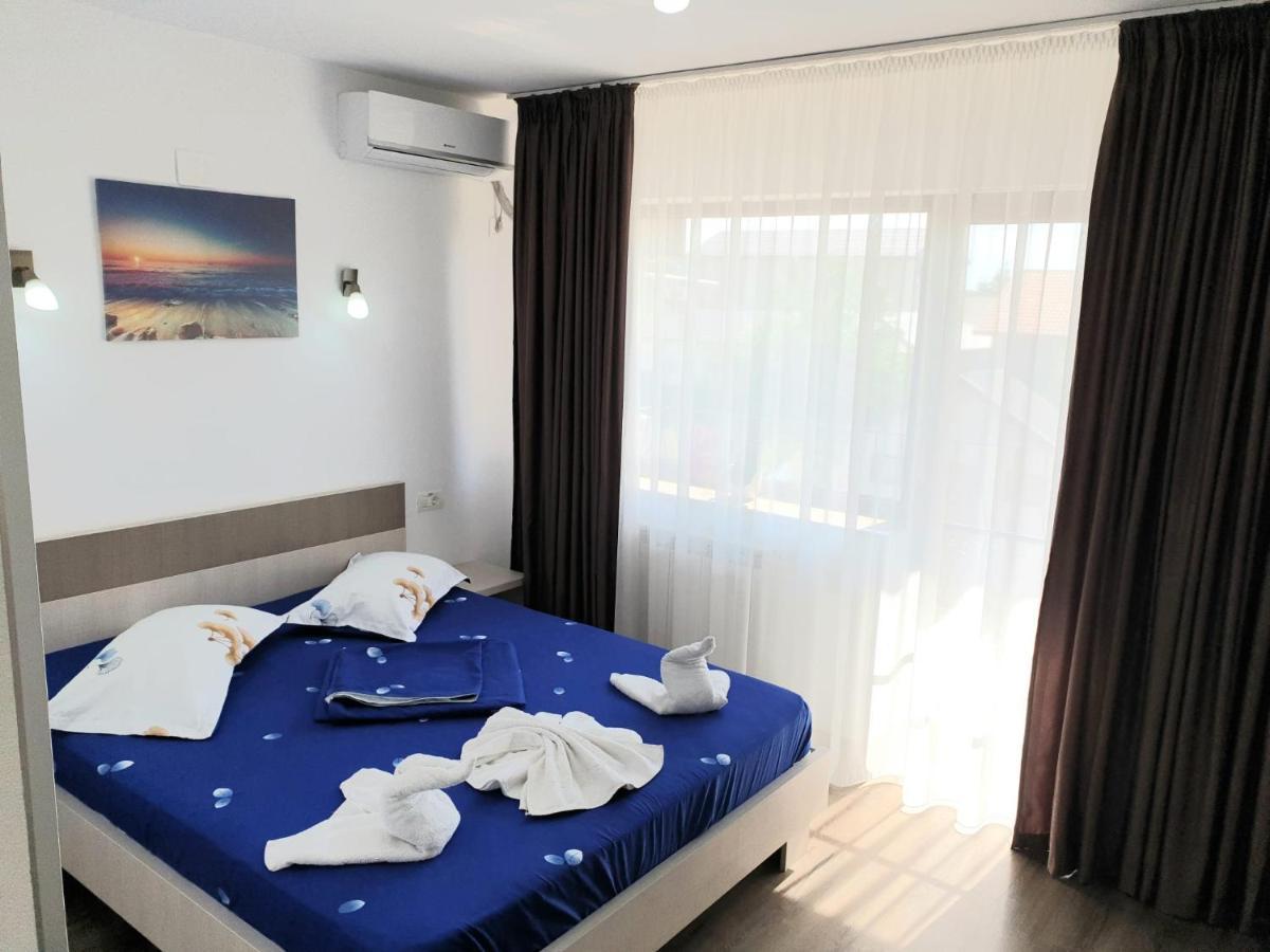 Vila Yna Năvodari Exteriör bild