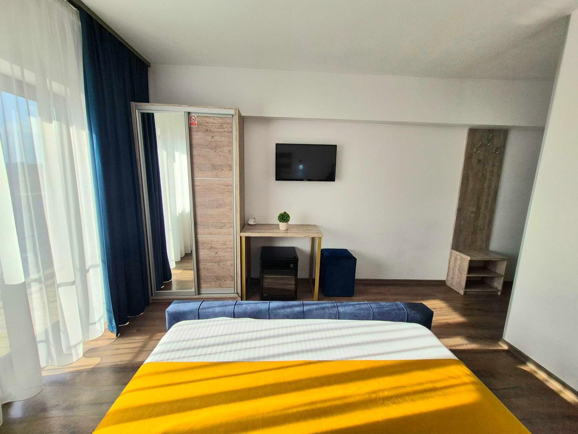 Vila Yna Năvodari Exteriör bild